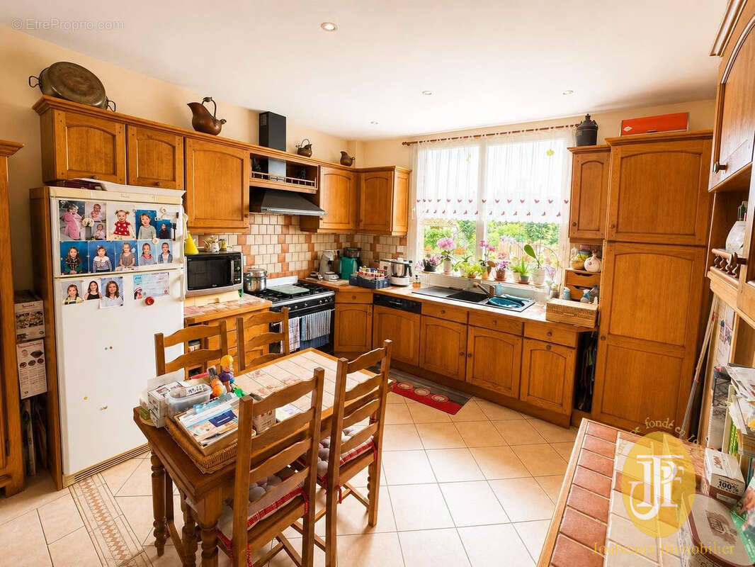 À Gaillon, une maison familiale alliant authenticité et modernité - photo 5