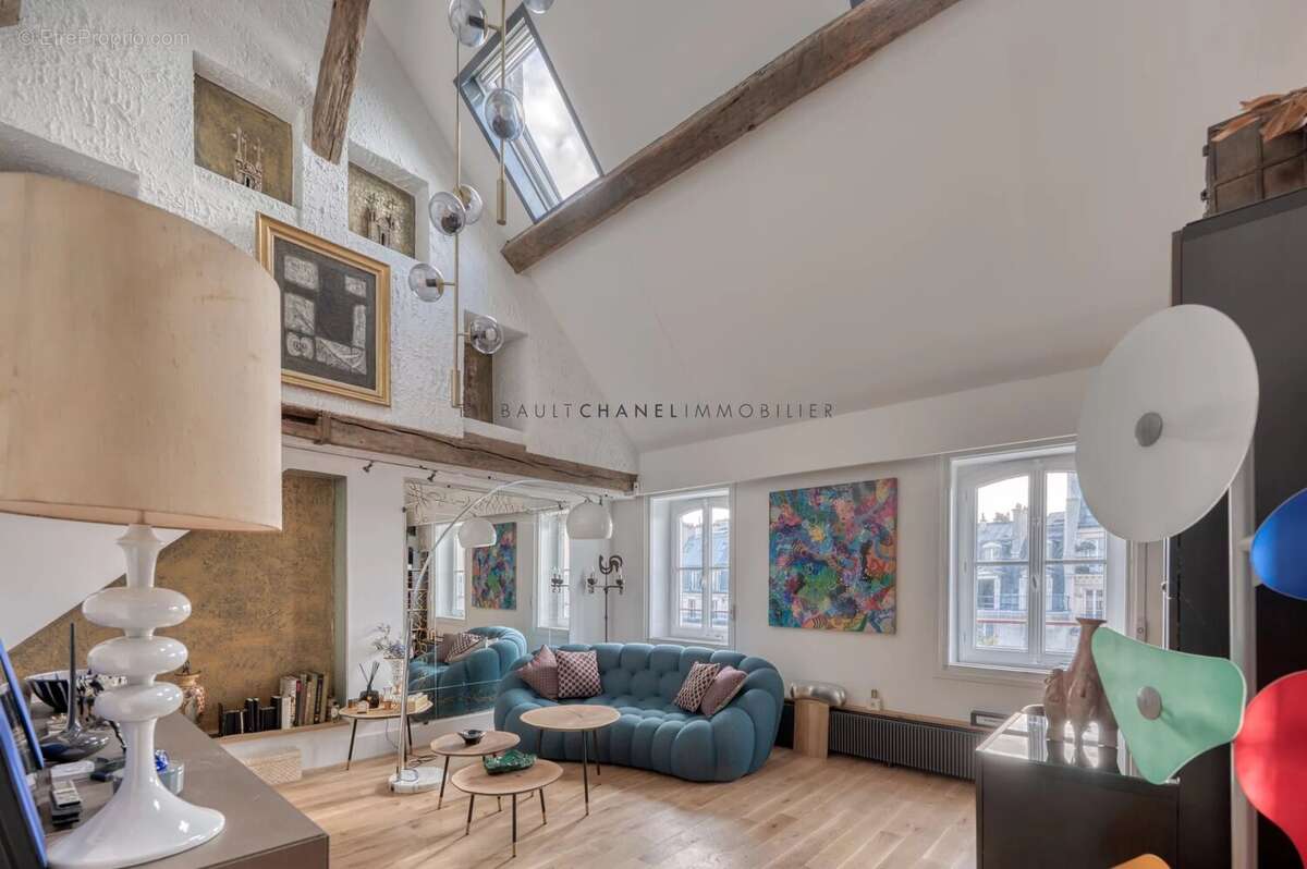 Appartement à PARIS-10E