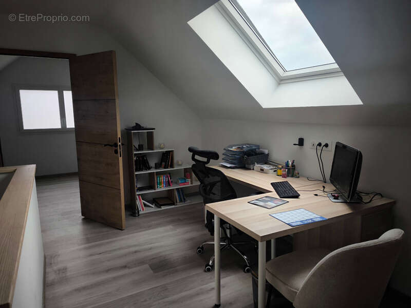 Maison à LA CHAPELLE-D'ALIGNE