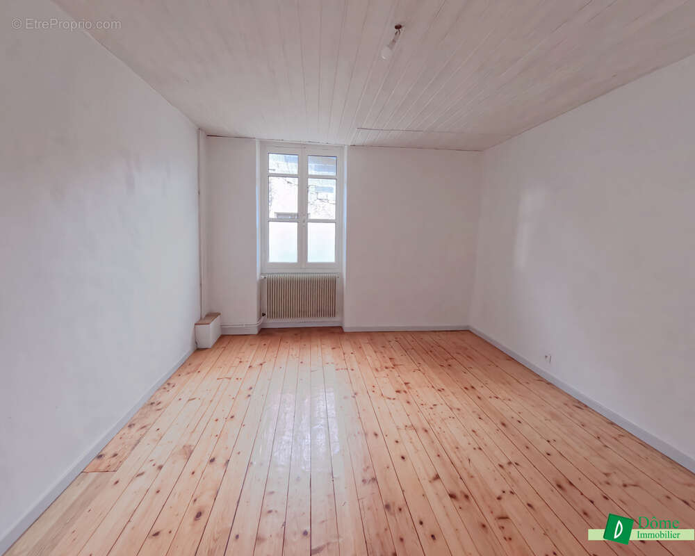 Maison à MONTBONNOT-SAINT-MARTIN