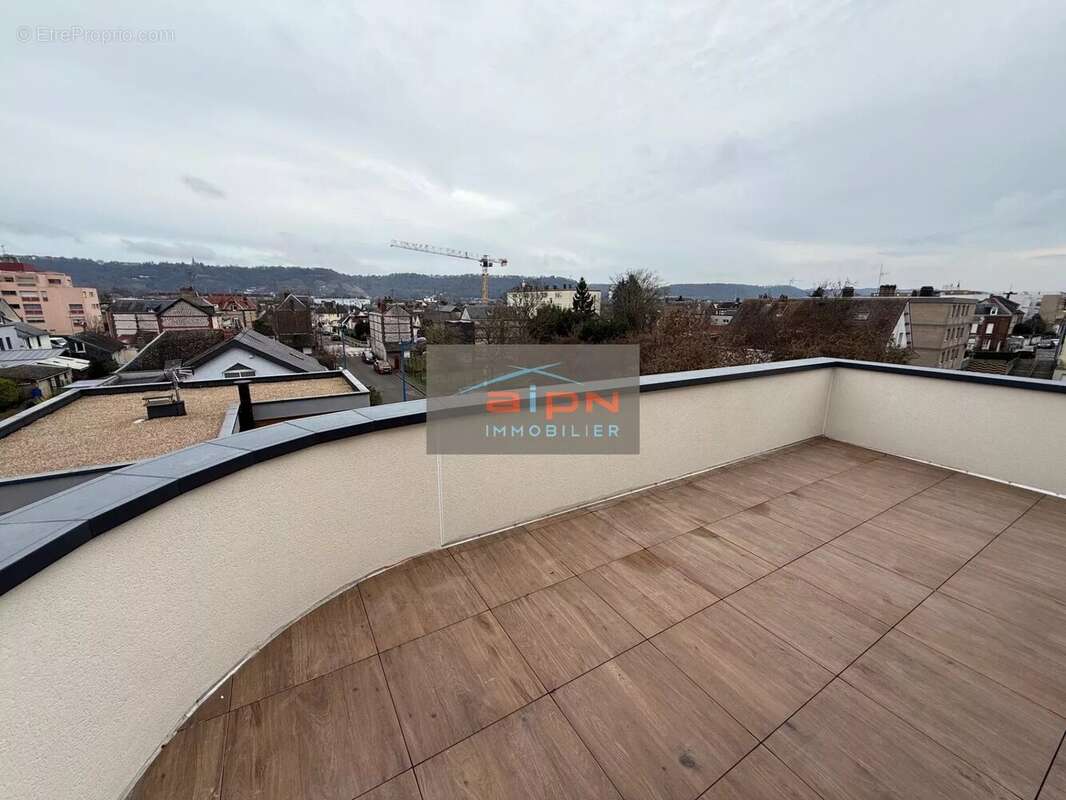 Appartement à SOTTEVILLE-LES-ROUEN