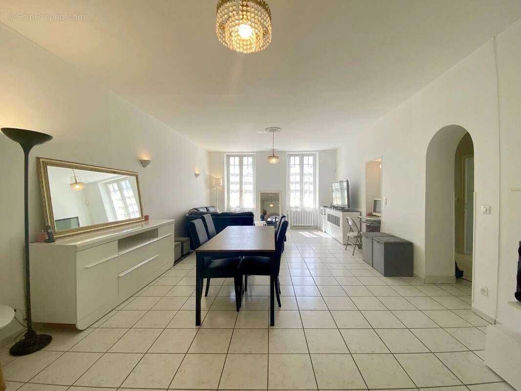 Maison à VILLENEUVE-SUR-LOT