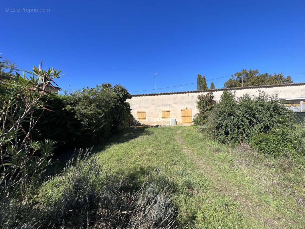 Maison à FARGUES-SAINT-HILAIRE