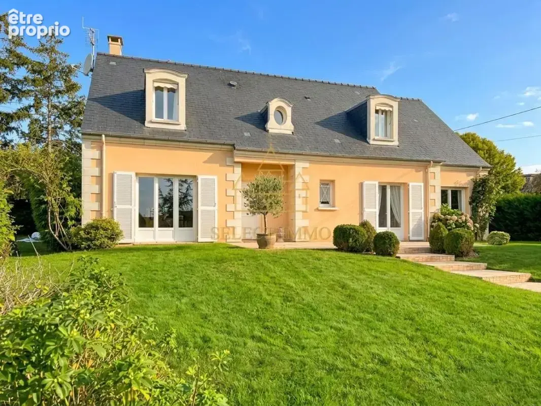 Photo Maison à Blaru au prix de 449 000€
