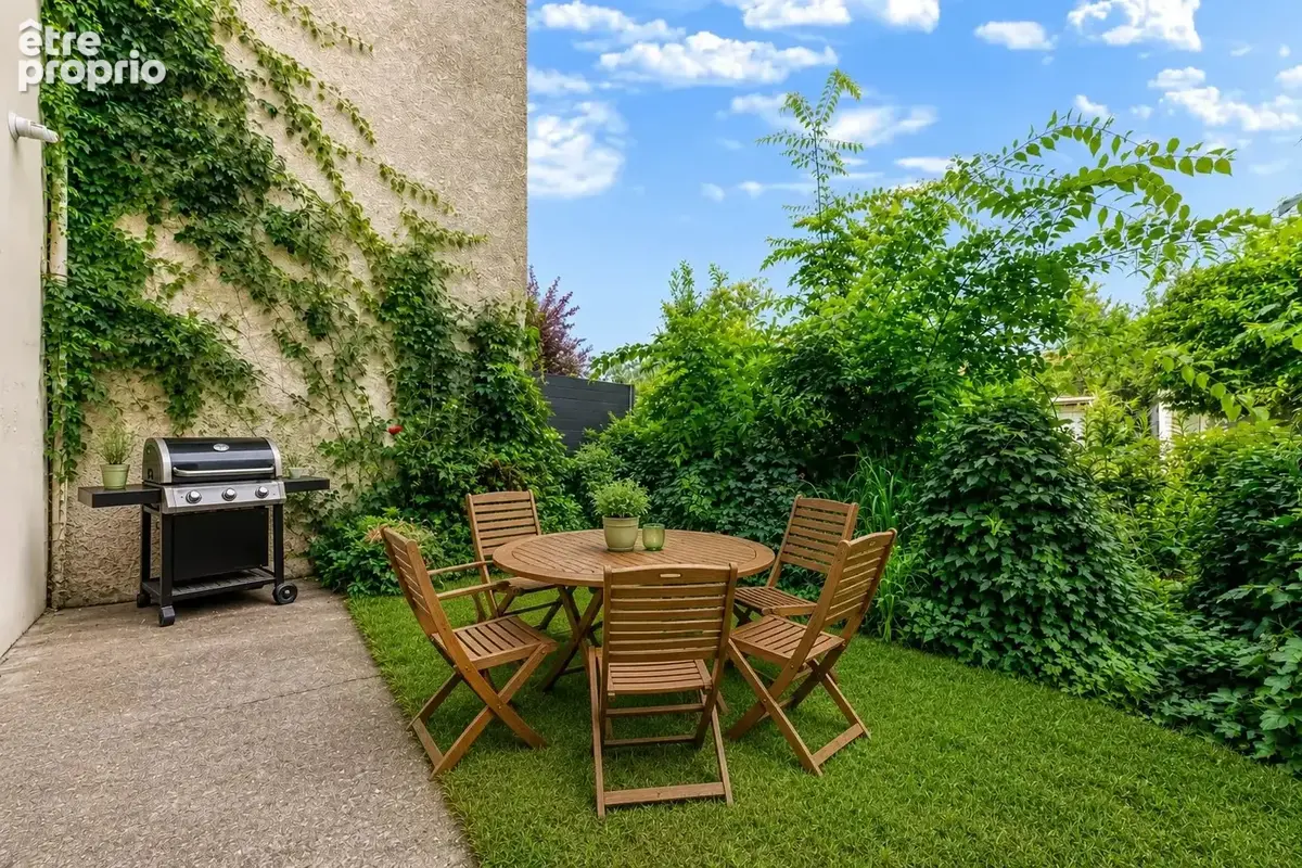 T2 bis 45,67 m² traversant / Garage box / Rez-de-jardin - photo 4