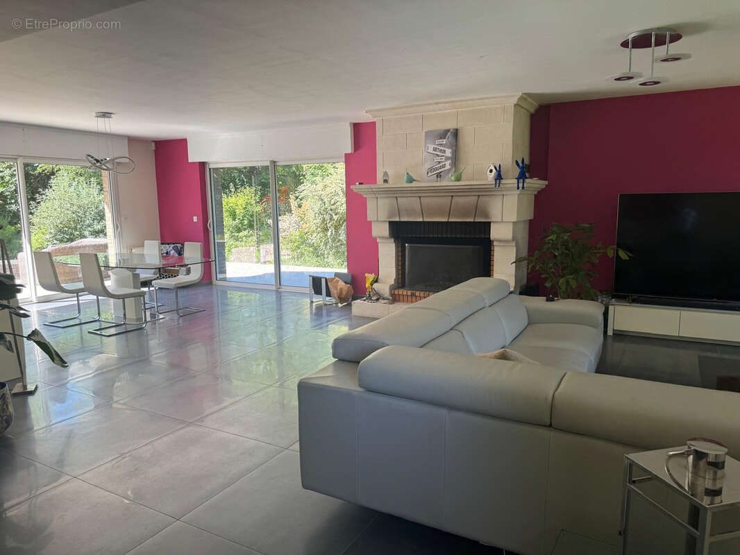 Maison à SAILLY-SUR-LA-LYS