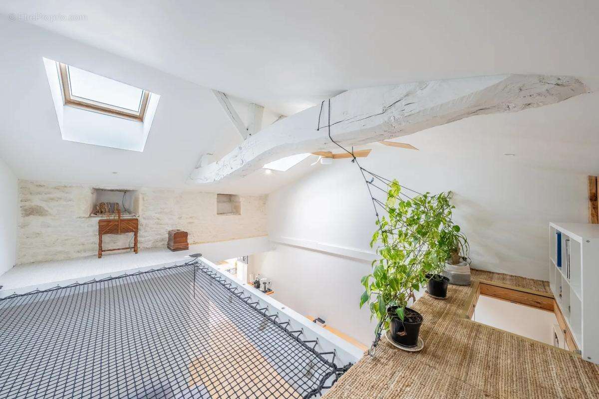 Maison à SAINT-CIERS-SUR-GIRONDE