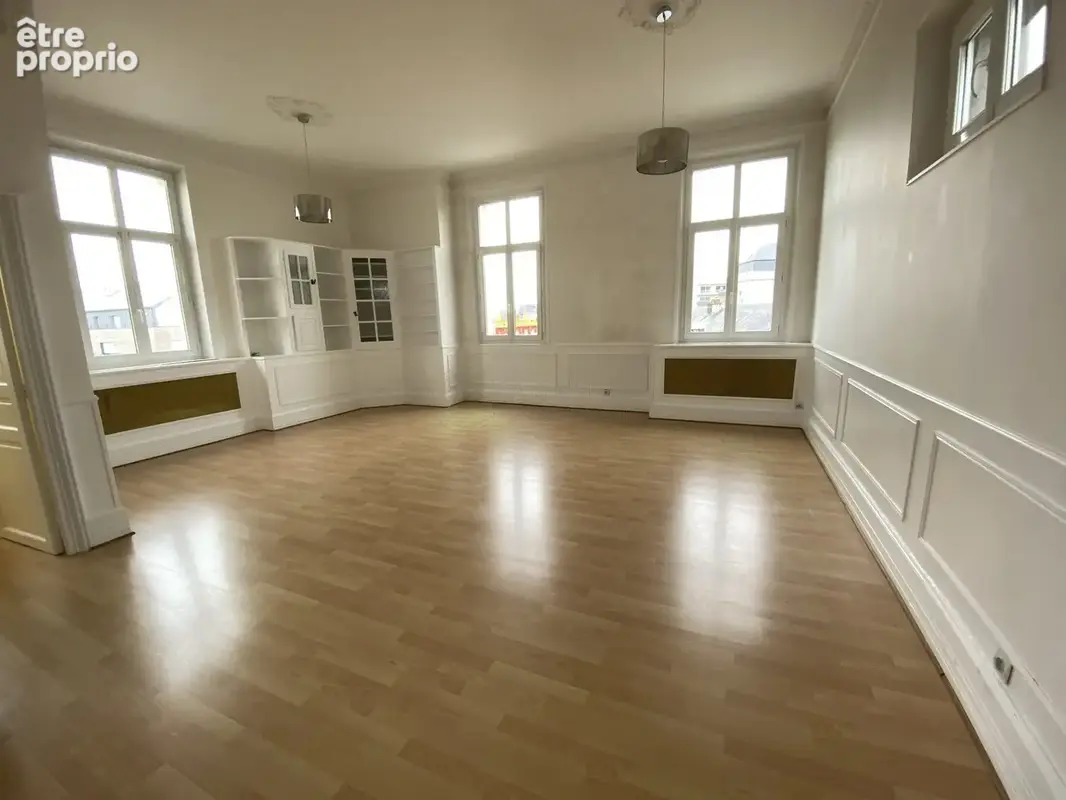 Appartement 3 pièces 82 m² à vendre à Yvetot (76190) - photo 2