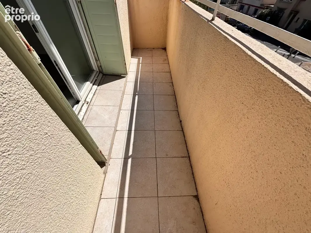 13009 marseille -type 3 square michelet 67m2 traversant / plein sud -balcon - photo 6