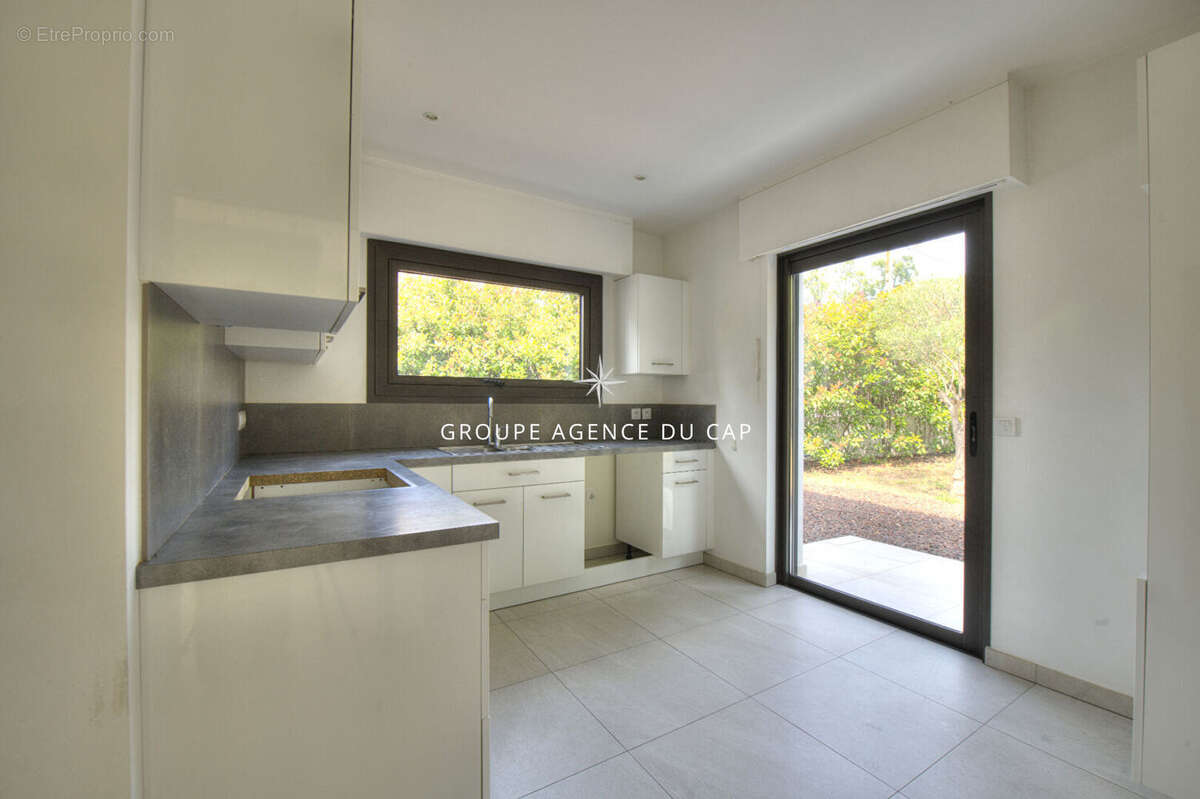 Maison à SAINT-RAPHAEL