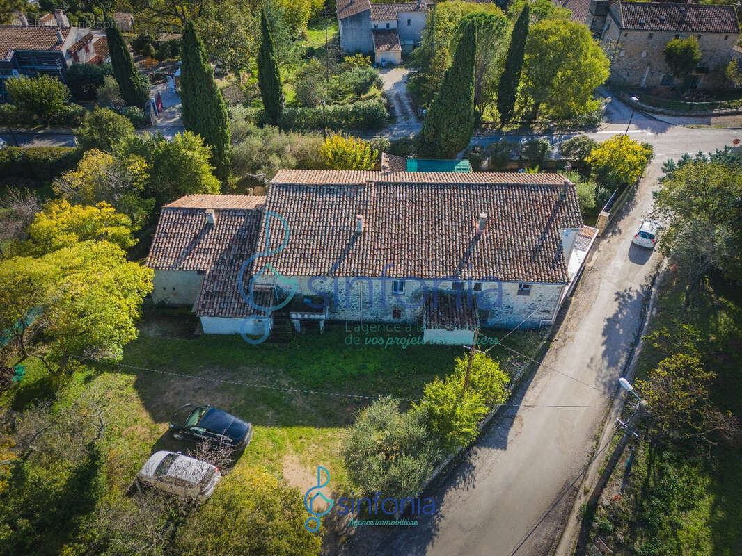 Maison à GARRIGUES-SAINTE-EULALIE