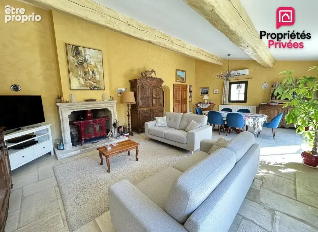 Maison de plain pied à Saint Chamas avec piscine - photo 7