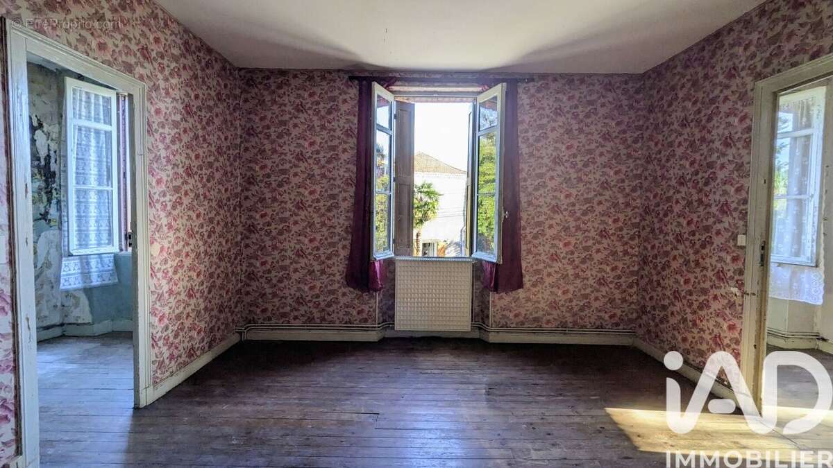 Photo 8 - Maison à CASTELNAU-RIVIERE-BASSE