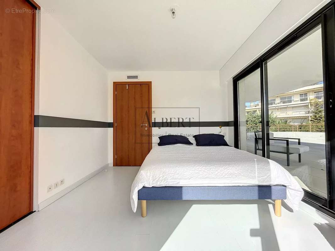 Appartement à LE CANNET