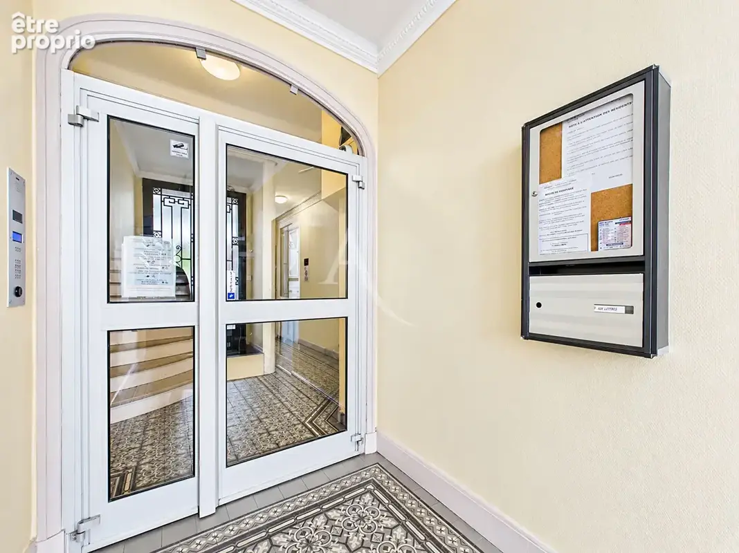 Appartement Neuilly Sur Seine 1 pièce(s) 9.16 m2 - photo 6