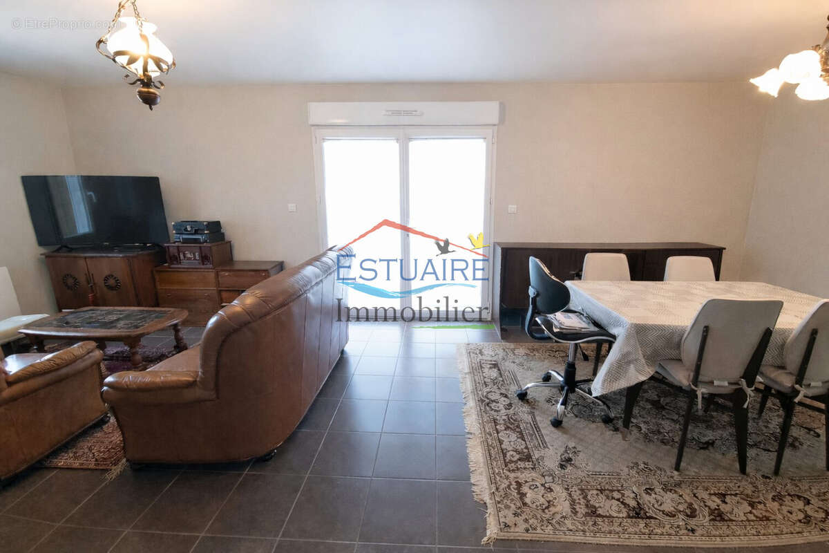 Maison 84 m² à Plesse  - photo 3