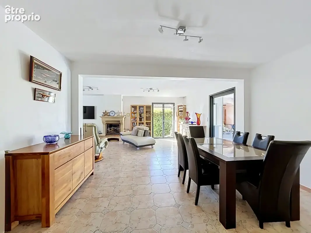 Maison 8 pièces 230 m² à vendre à Prades-Le-Lez (34730) - photo 7