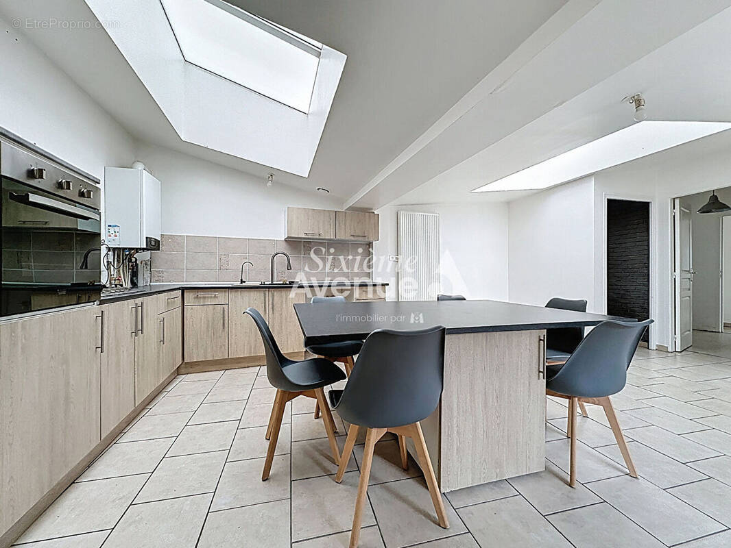 Maison à ARMBOUTS-CAPPEL