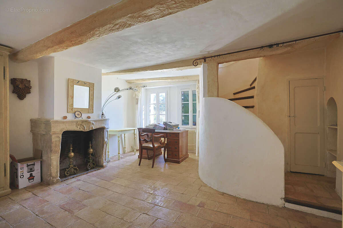 Maison à MOISSAC-BELLEVUE