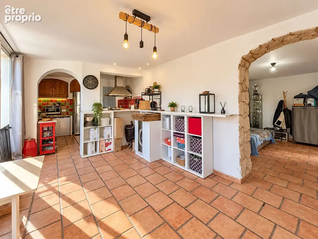 Bas de MAISON 3 pièces de 69,95 m² avec terrasse et jardin (83430) SAINT MANDRIER SUR MER - photo 6