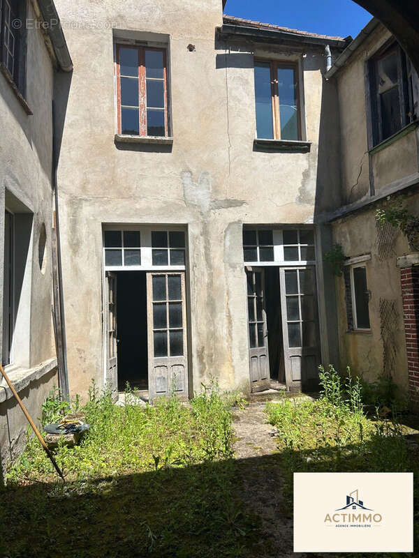 Maison 214 m² à Joigny  - photo 6