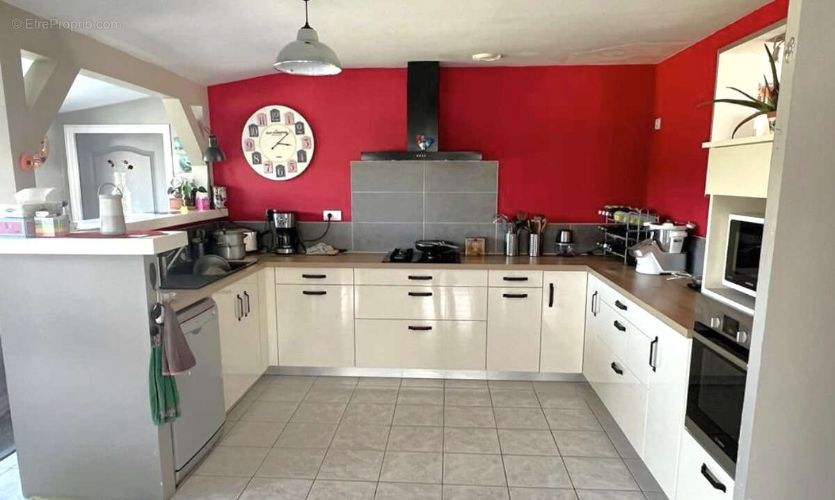 Maison à NIEUL-LE-DOLENT