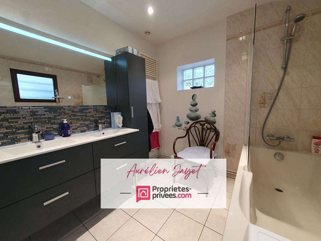 Maison à LA POTERIE-CAP-D&#039;ANTIFER