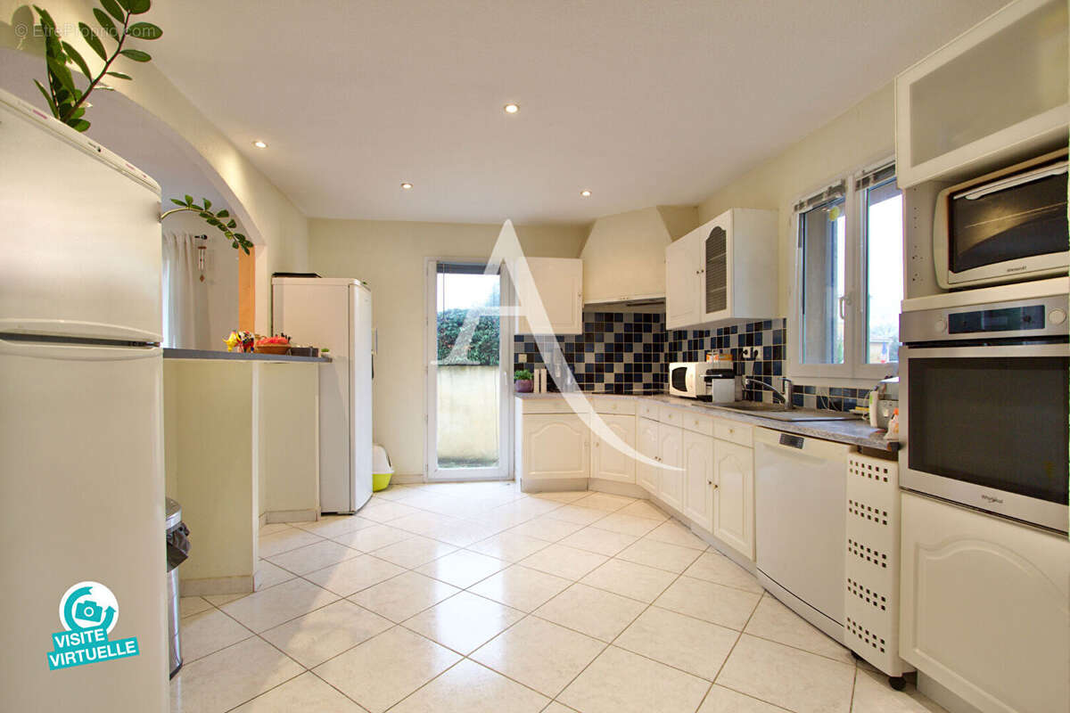 Maison à VILLENEUVE-LES-MAGUELONE