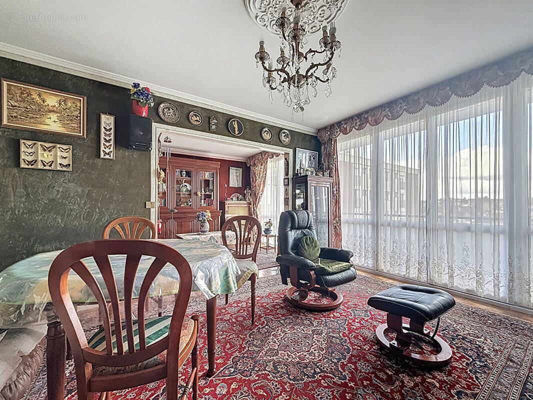 Appartement à VILLIERS-SUR-MARNE