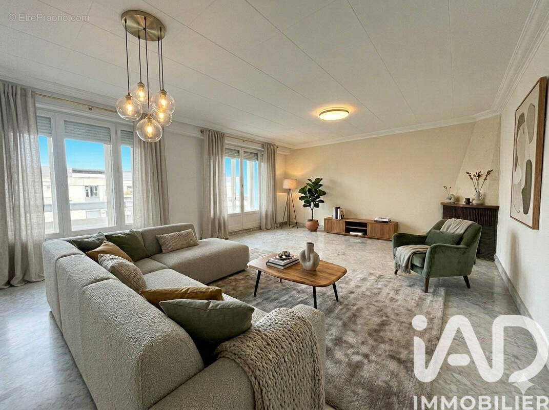 Photo 1 - Appartement à LYON-6E