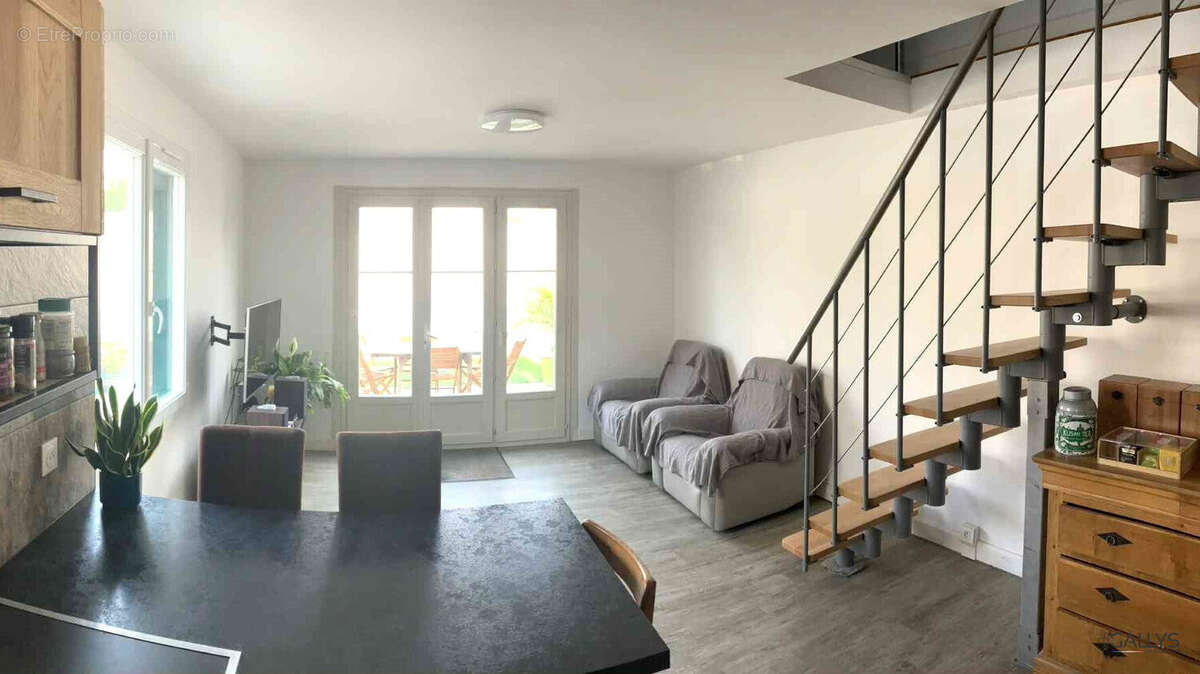 Maison à SAINT-SULPICE-DE-ROYAN