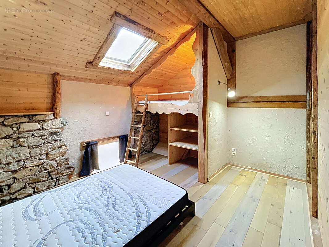 Appartement à DOUSSARD