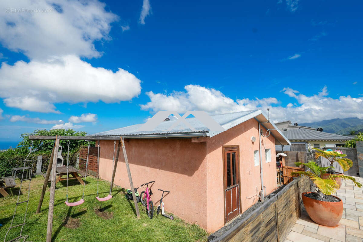 Maison à LE TAMPON