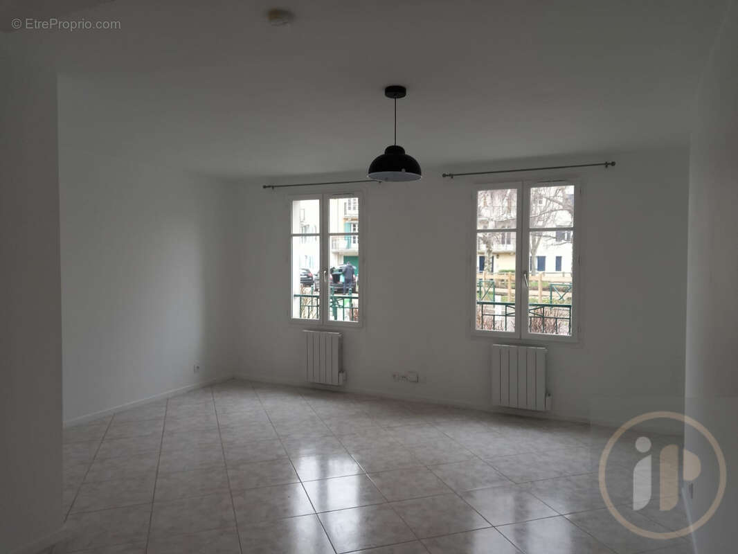 Appartement à CARRIERES-SOUS-POISSY