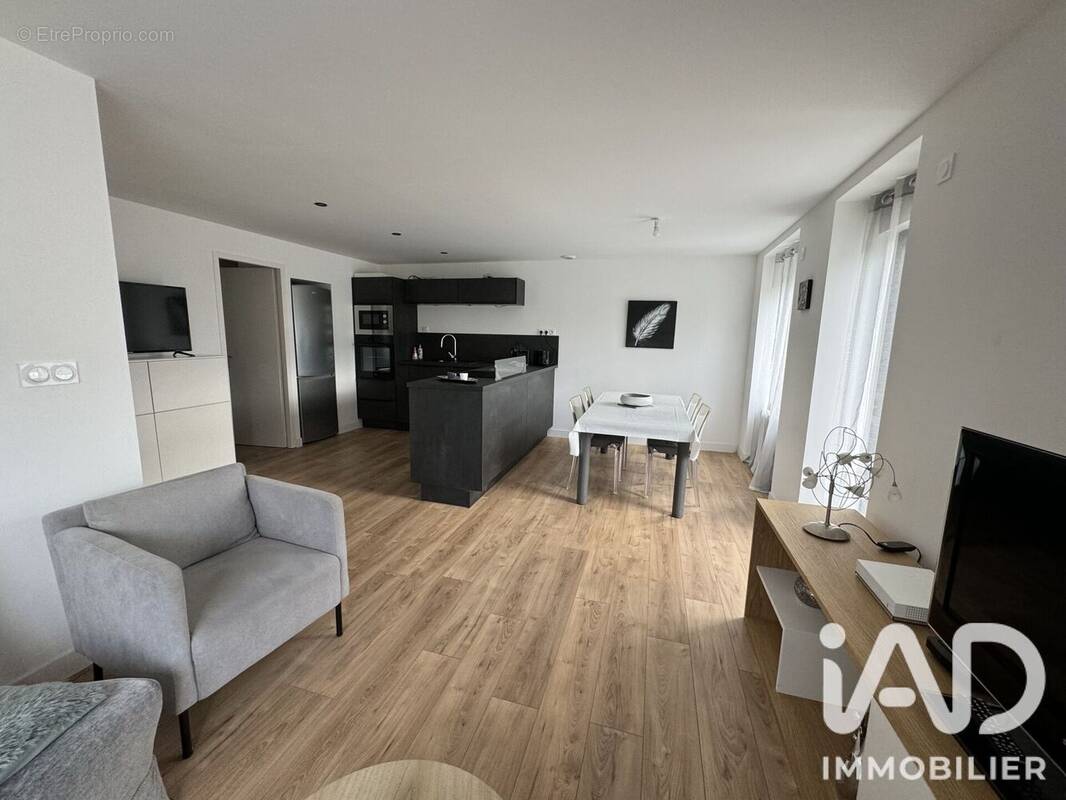 Photo 1 - Maison à CAMPBON