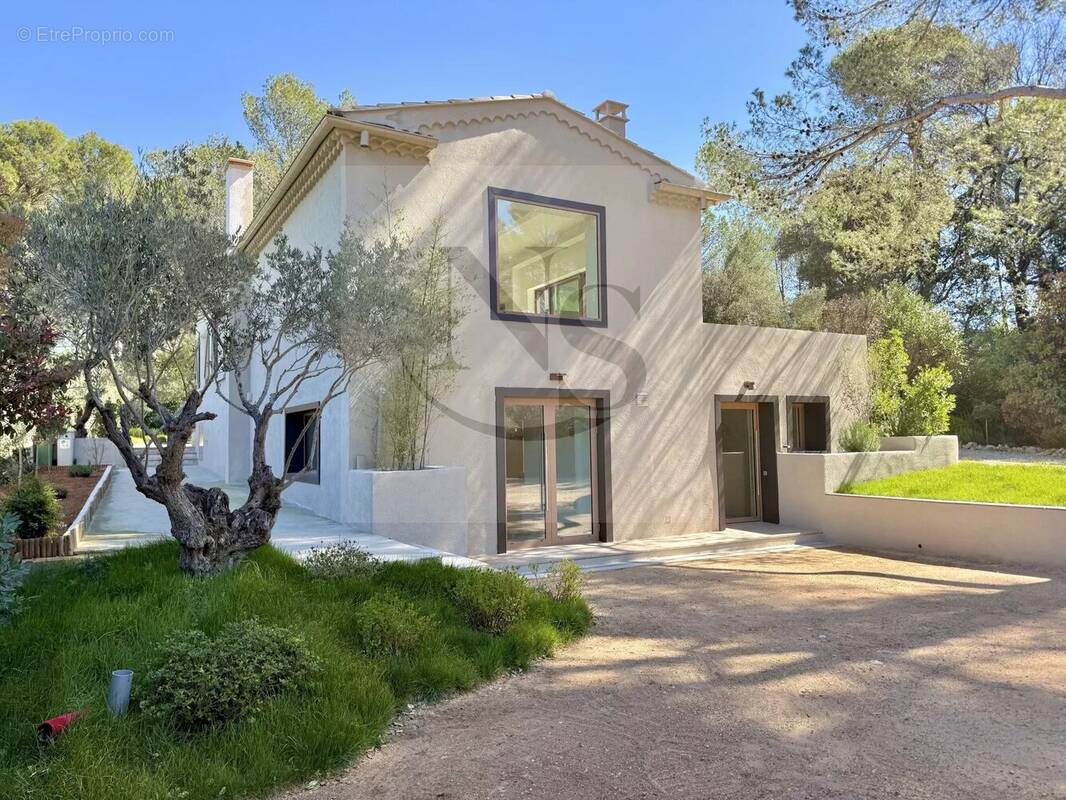 Maison à AIX-EN-PROVENCE