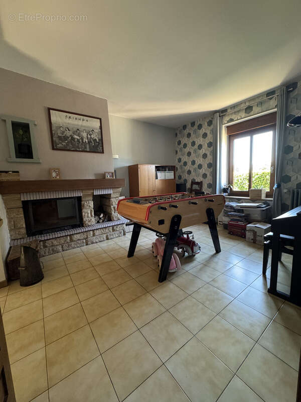 Maison à SAINT-PRIVAT-LA-MONTAGNE