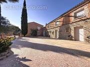 Maison à L&#039;ISLE-SUR-LA-SORGUE