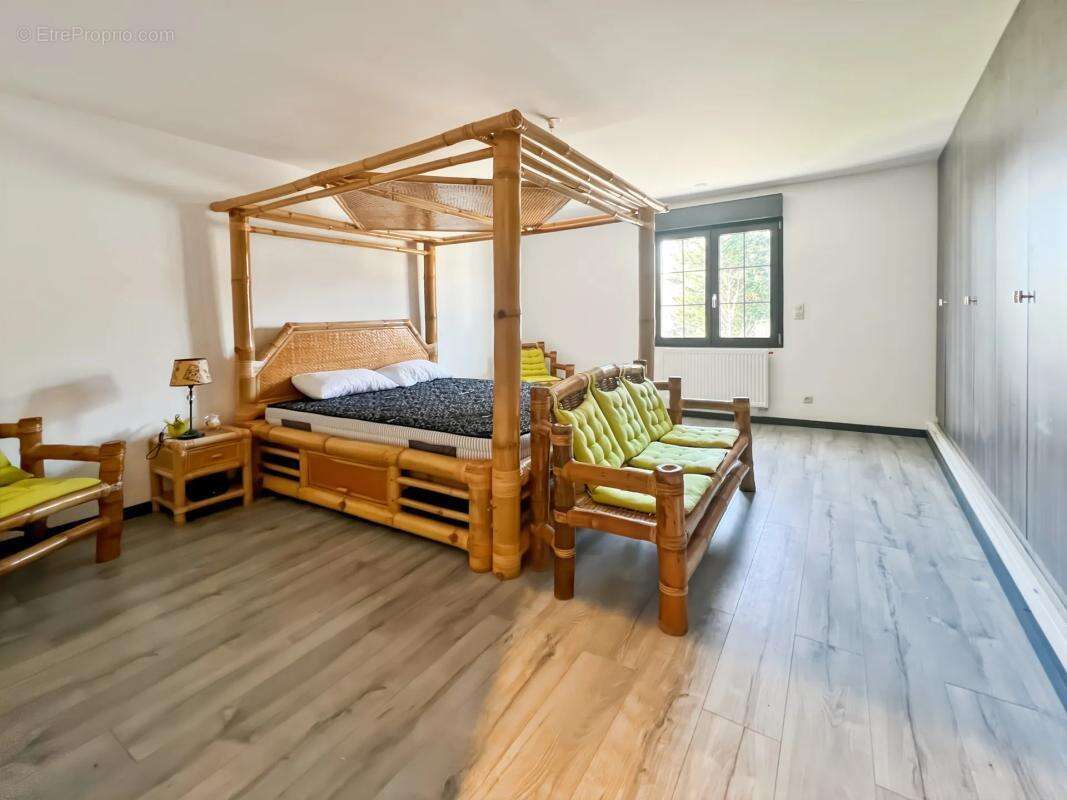 Maison à SAINT-SYLVESTRE-PRAGOULIN