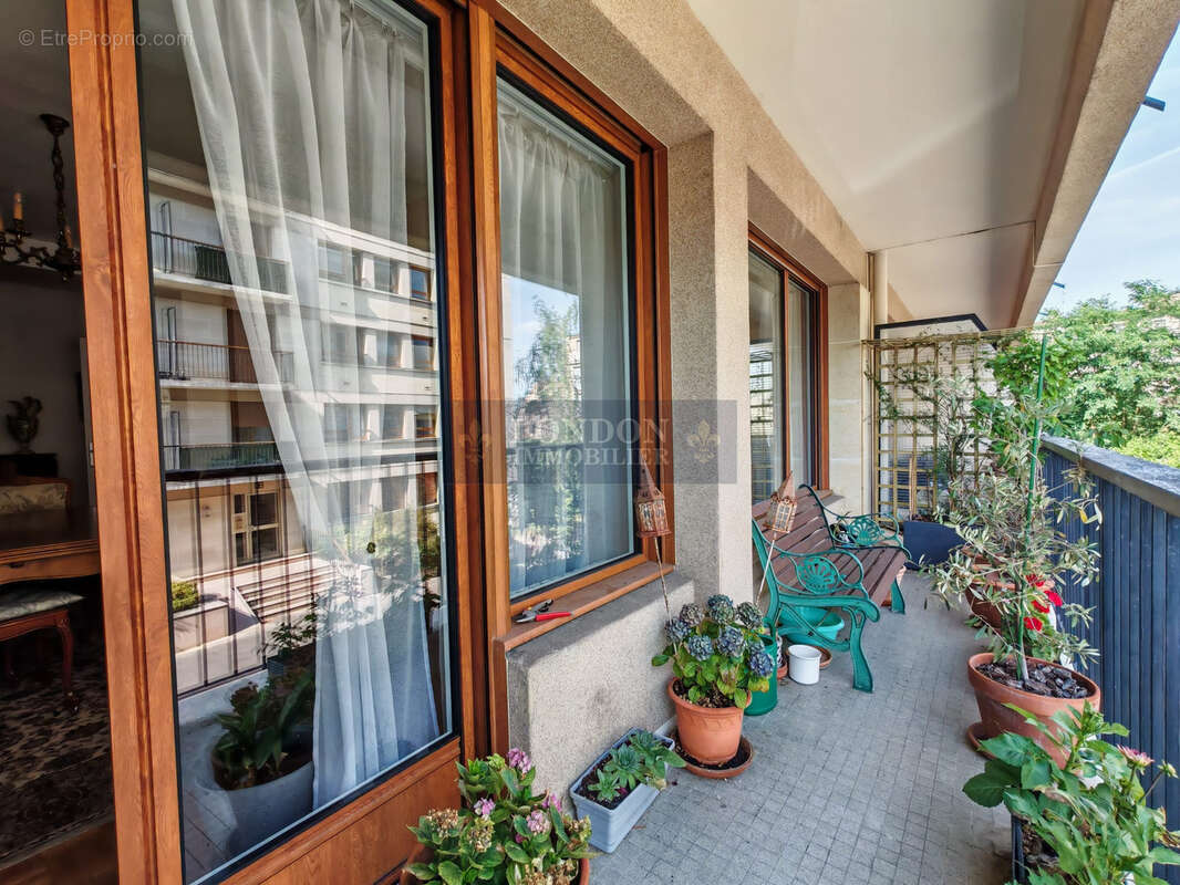 Appartement à VERSAILLES