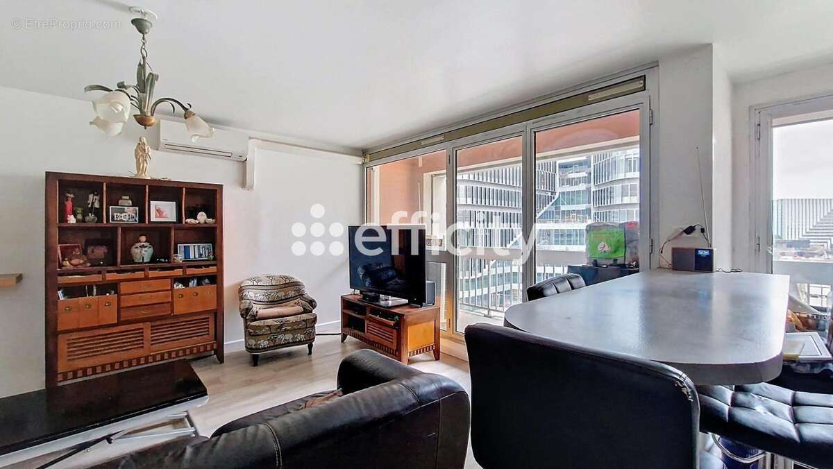 Appartement à PUTEAUX