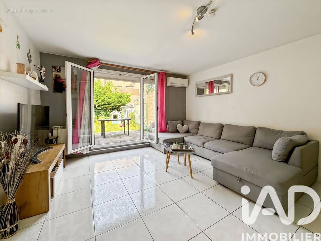 Photo 1 - Maison à LOGNES