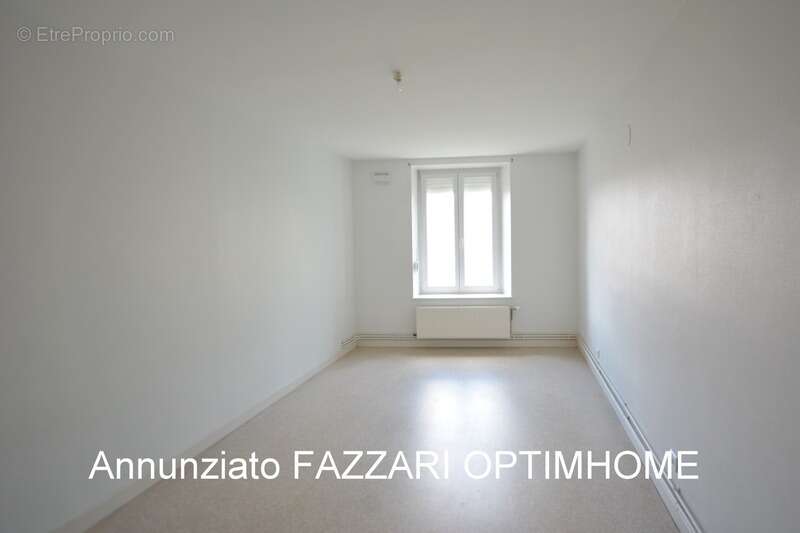 Appartement à STENAY