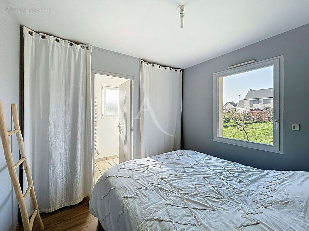 Maison à CHAVAGNES
