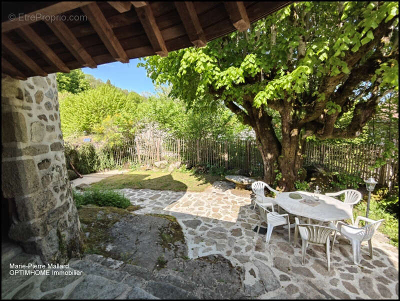 Maison familiale + dépendances à Saint Eloi en Creuse - photo 48
