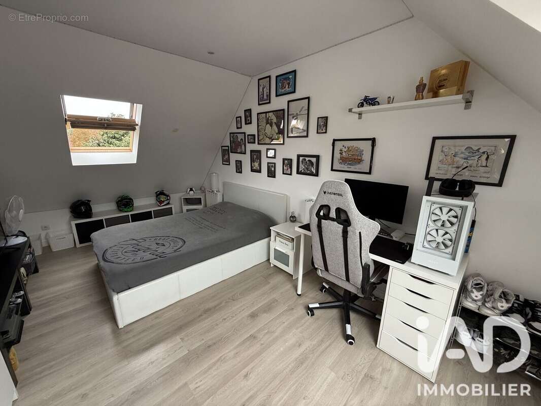 Maison 112 m² à Choisy-En-Brie  - photo 9