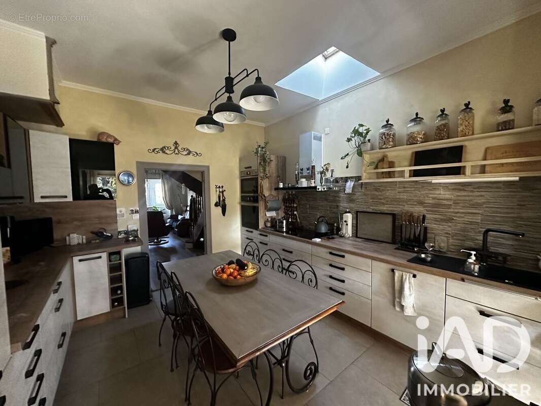 Maison 163 m² à Montendre  - photo 8