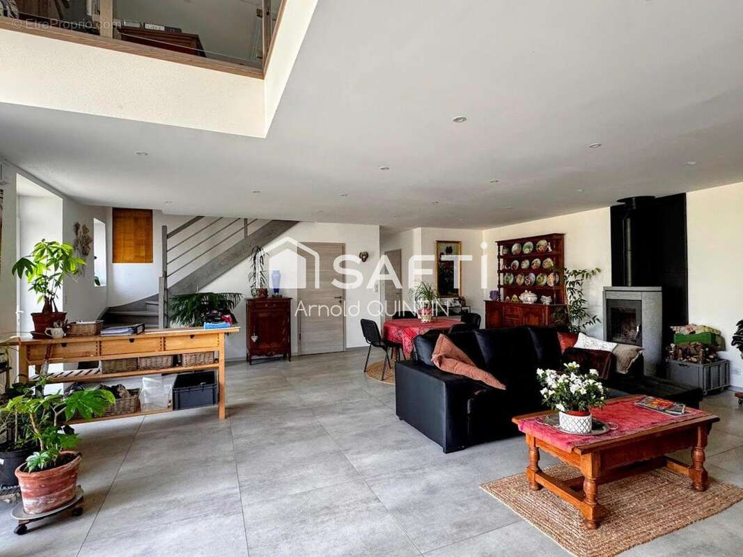 Photo 2 - Maison à FOAMEIX-ORNEL