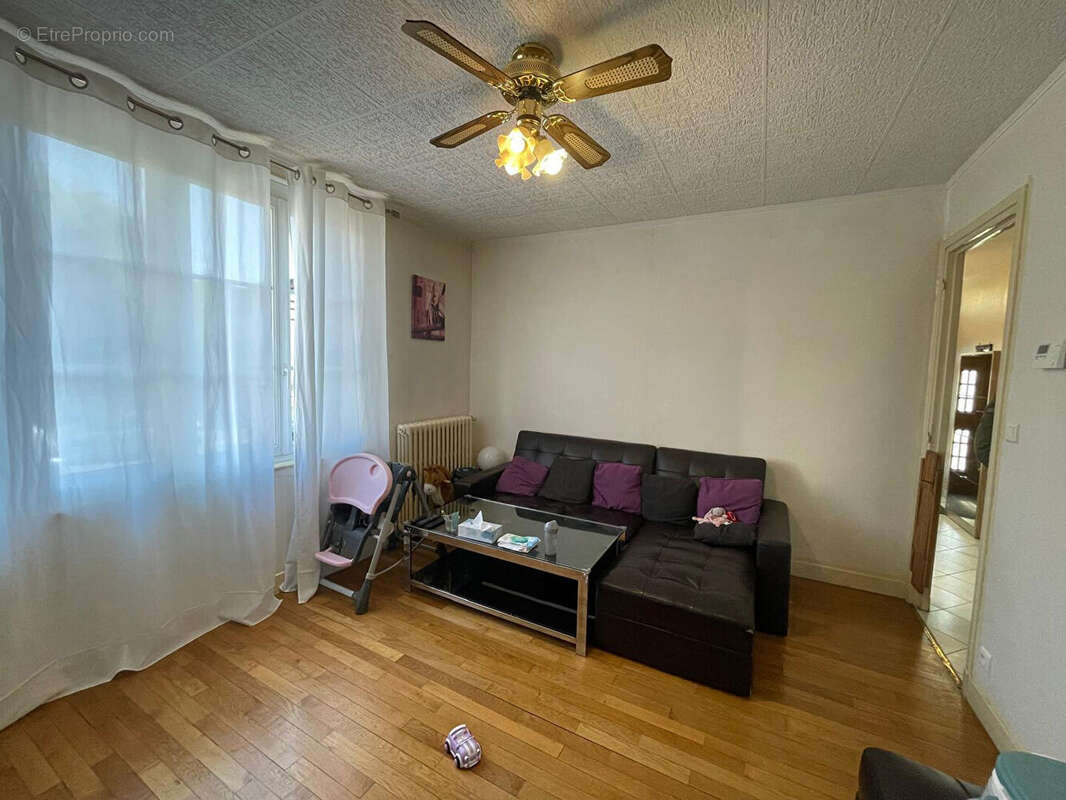 Maison à LIZY-SUR-OURCQ