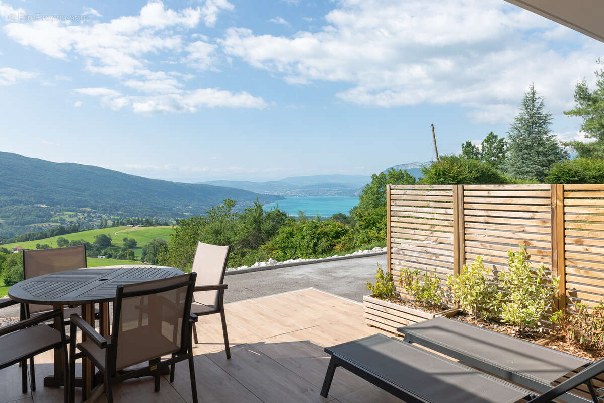 Maison à SAINT-JORIOZ